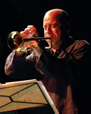 Steven Bernstein groja trimitu